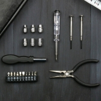 Набор инструментов в канистре «Тому, кто достигает цели», 14.8х23 см Набор инструментов в канистре «Тому, кто достигает цели», 14.8х23 см