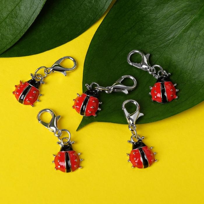 Шармик &laquo;Божья коровка&raquo;, цвет красно-чёрный в серебре