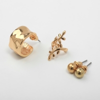 Набор серьги и каффы 4 шт «Нежность» композиция, цвет золото Набор серьги и каффы 4 шт «Нежность» композиция, цвет золото