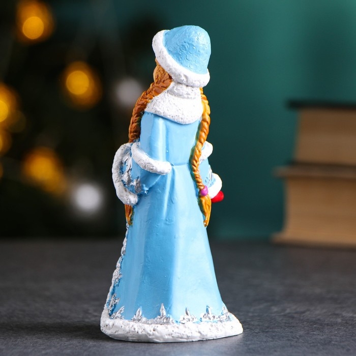Новогодняя фигура "Снегурочка в красных варежках" 7х5х14см