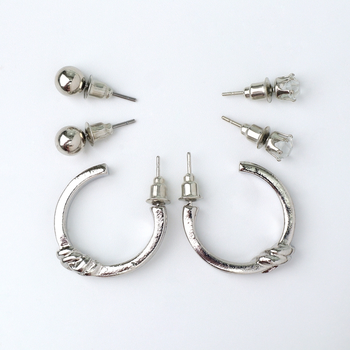 Набор 4 предмета: 3 пары серьги, 1 браслет &laquo;Блеск&raquo; фонд, цвет белый в серебре