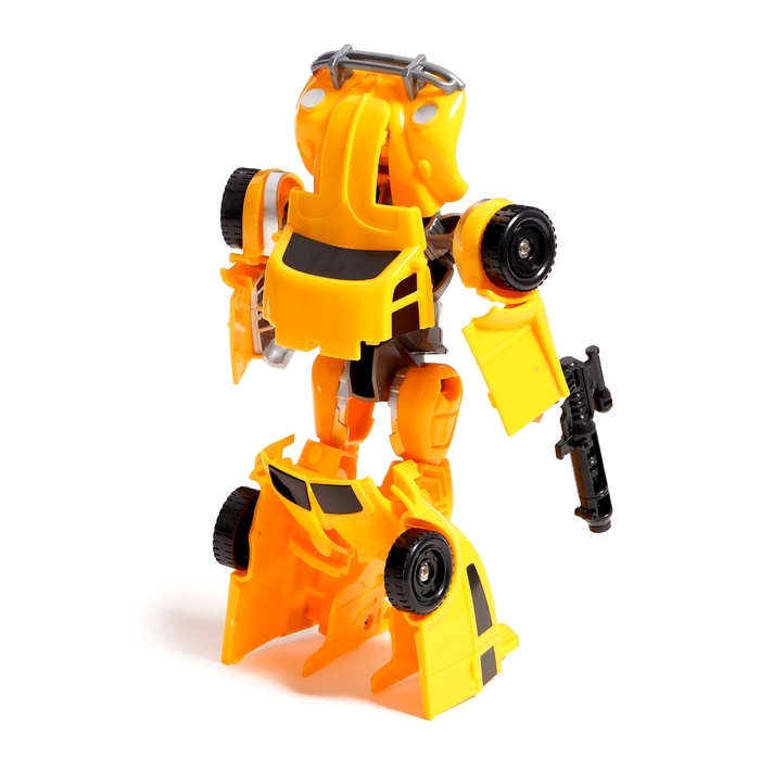Робот &laquo;Автобот&raquo;, трансформируется
