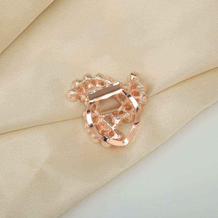 Зажим для платка &laquo;Роза ветров&raquo;, цвет белый в розовом золоте