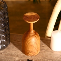 Бокал 8х8х18 см, тиковое дерево