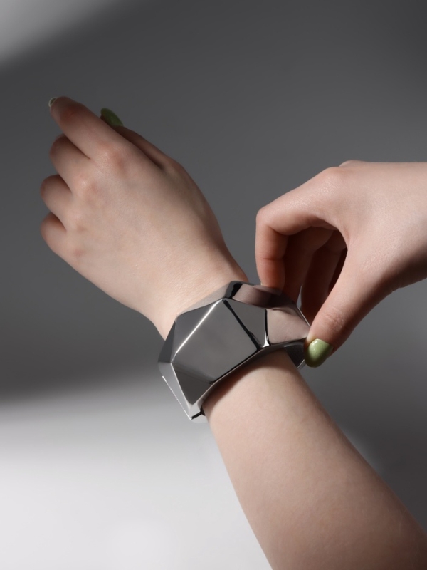 Браслет металл &laquo;Манжета&raquo; углы, цвет серебро