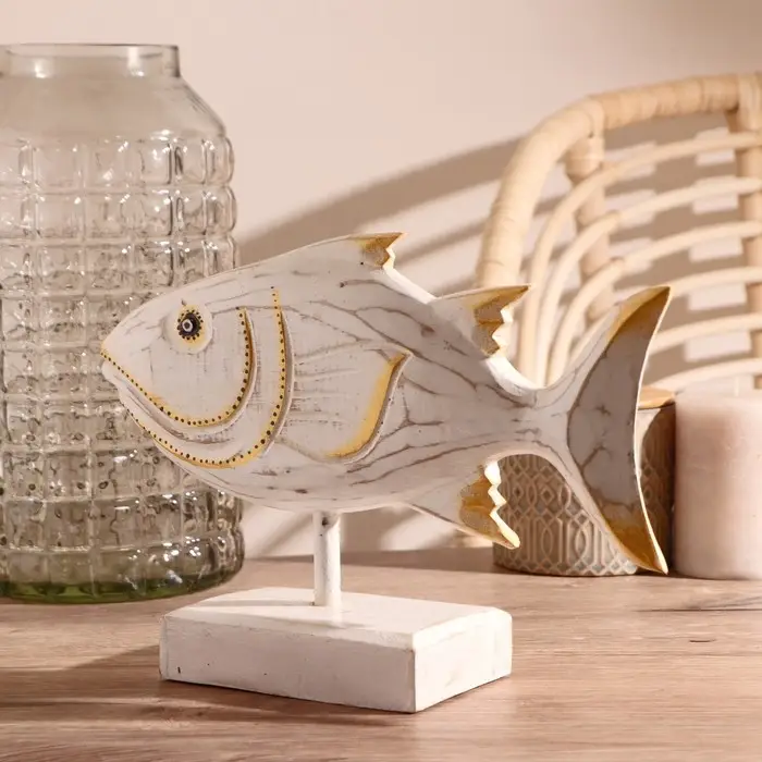 Сувенир на подставке &laquo;Рыба белая&raquo;, 30&times;8&times;22 см, дерево
