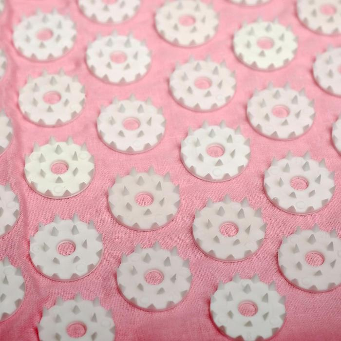 Аппликатор игольчатый &laquo;Коврик&raquo;, 85 колючек, розовый, 25 x 40 см.