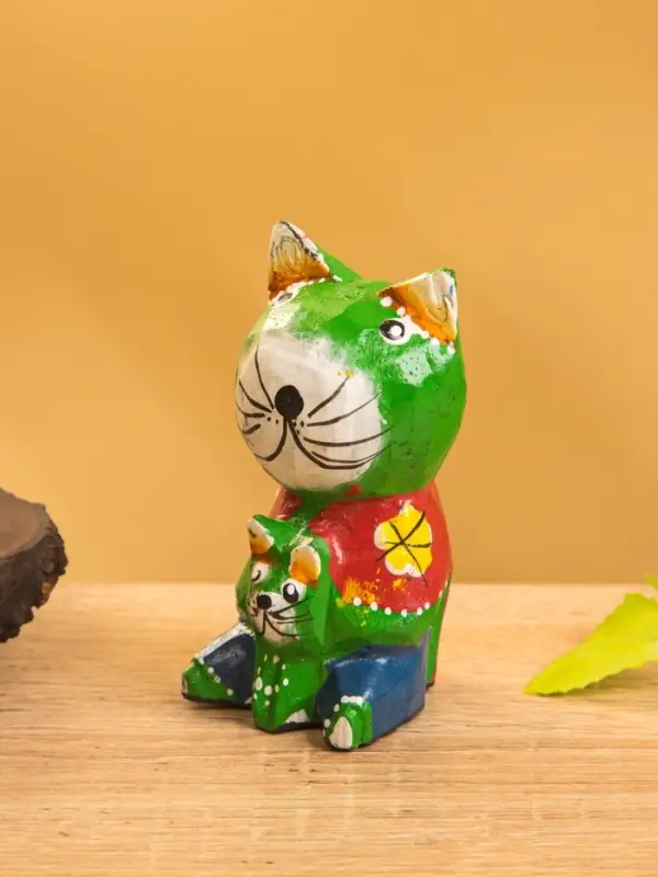 Сувенир интерьерный "Котики" 5х5х8 см, дерево, цв. зелёный