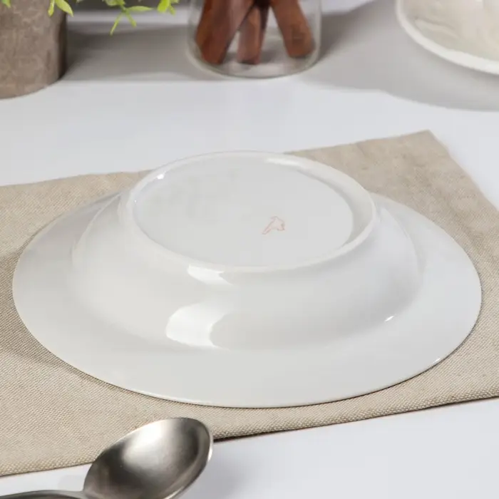 Тарелка глубокая &laquo;Оливки&raquo;, 225 мл, d=20 см, цвет белый, рисунок микс, фарфор