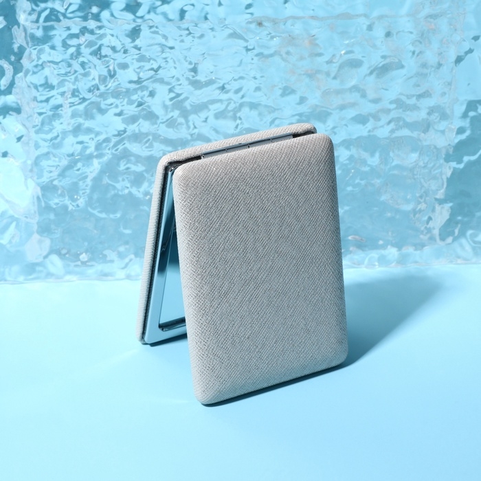 Зеркало складное &laquo;Блеск&raquo;, 6,3 &times; 8,7 &times; 1,8 см, цвет серебристый