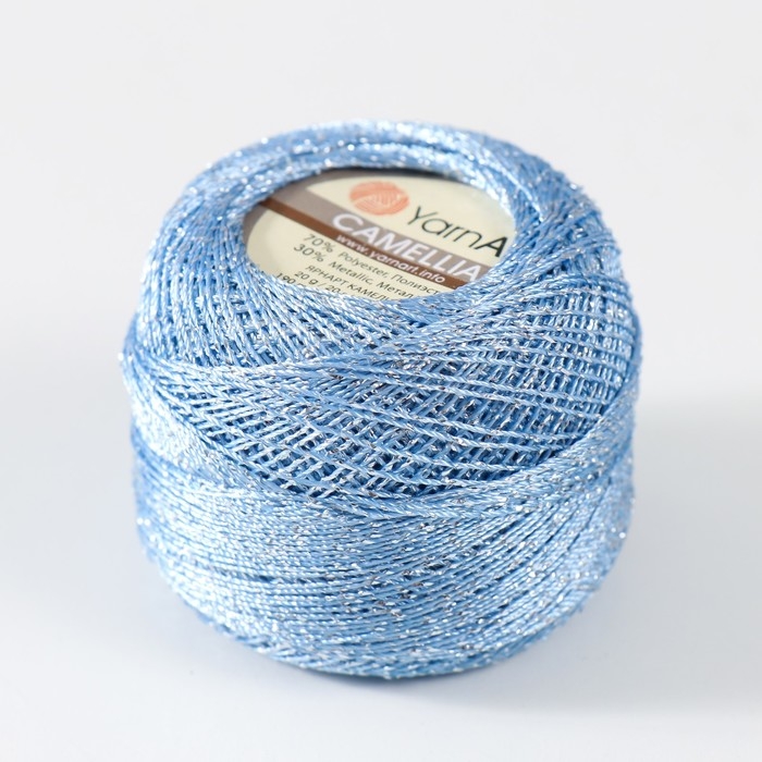 Пряжа "Camelia" 70% полиэстер, 30% люрекс 190м/25&plusmn;5гр (417 голубой)