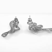 Серьги металл &laquo;Таяние&raquo; капли, цвет серебро