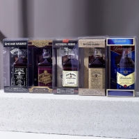 Новогодний подарочный набор косметики &laquo;Настоящему мужику&raquo;, гель для душа во флаконе виски 250 мл и мыло для рук 80 г, Новый Год