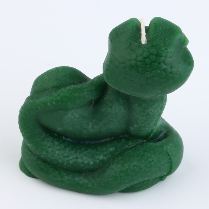 Новогодняя свеча интерьерная &laquo;Новый год: Змейка милашка&raquo;, зелёная, 69 х 61 х 36