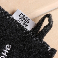 Рукавица для бани с вышивкой "На чиле, на расслабоне" серая Рукавица для бани с вышивкой "На чиле, на расслабоне" серая