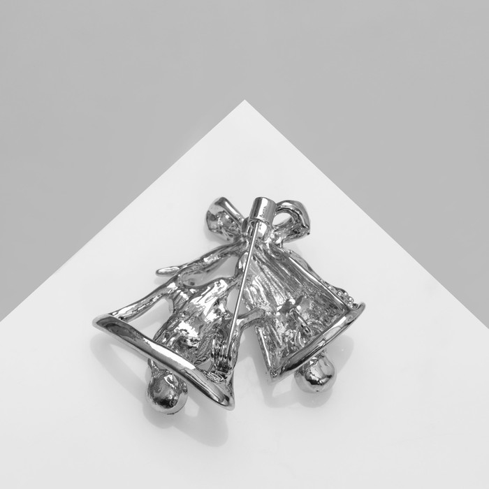 Брошь &laquo;Колокольчики&raquo;, цвет белый в серебре