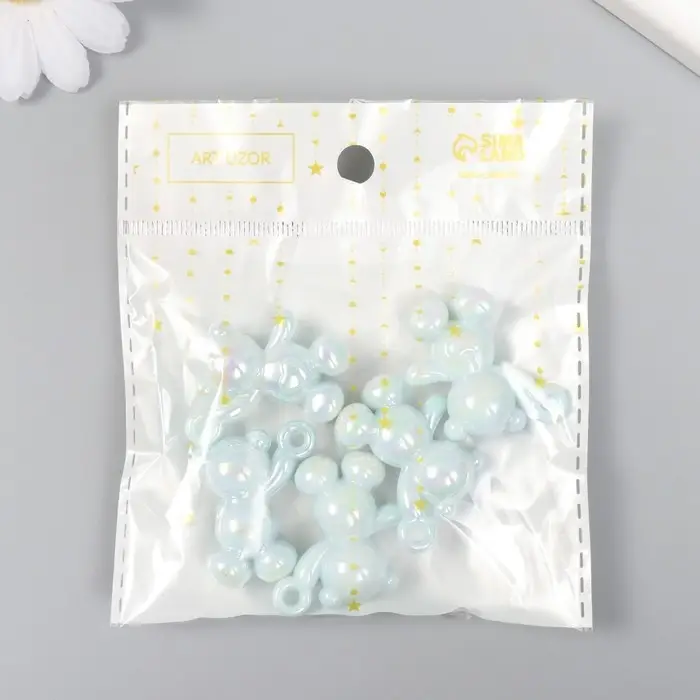 Декор для творчества пластик "Перламутровый мишка с петелькой" нежно-голубой 3х1,4х3,1 см