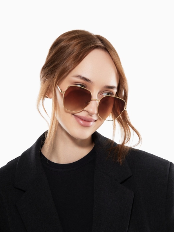 Очки солнцезащитные uv 400, дужка 14 см, ширина 13.1 см, линза 5.6 х 5.7 см Очки солнцезащитные uv 400, дужка 14 см, ширина 13.1 см, линза 5.6 х 5.7 см