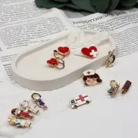 Брошь &laquo;Медицина&raquo;, форма МИКС, цвет золото (неделимая фасовка 12 шт., цена за шт.)