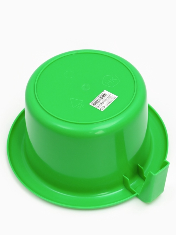 Горшок детский с крышкой Горшок детский с крышкой