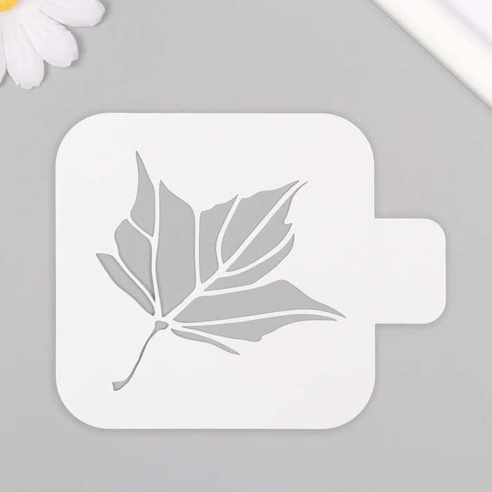 Пластиковый трафарет для творчества &laquo;Листочек&raquo;, шаблон, 9&times;9 см