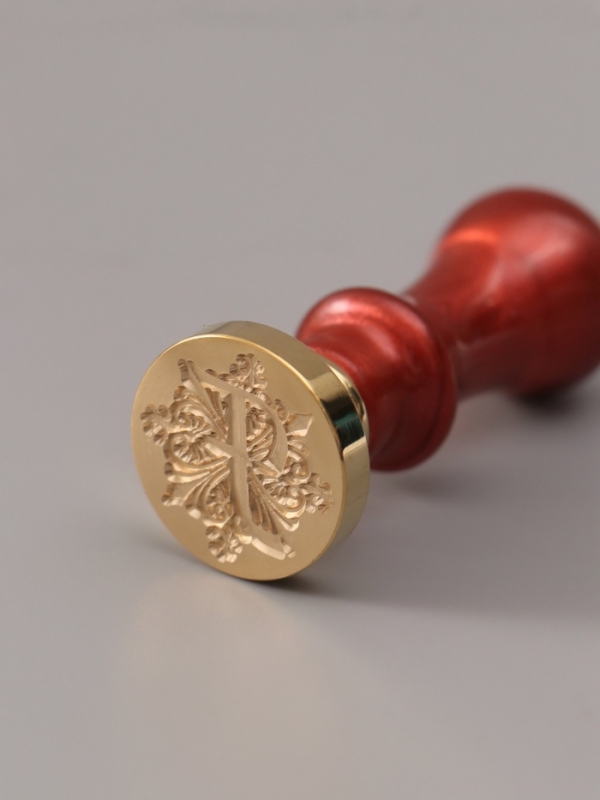 Печать для сургуча с пластиковой ручкой "Буква F на вензеле" 2,5х2,5х6,3 см