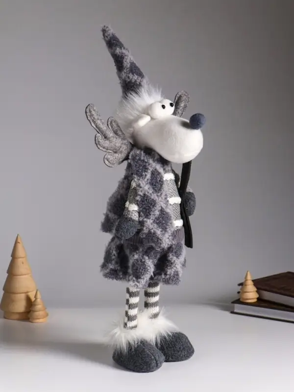 Кукла интерьерная "Лосиха в сером наряде, с лыжами" 14х12х45 см