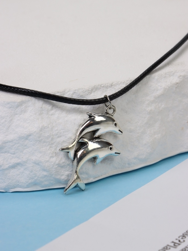 Кулон на шнурке &laquo;Дельфины&raquo; пара, цвет чернёное серебро на чёрном шнурке, 45 см