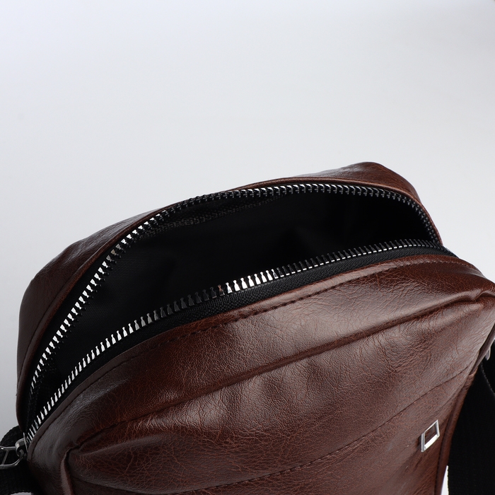 Сумка мужская на молнии, цвет коричневый Сумка мужская на молнии, цвет коричневый