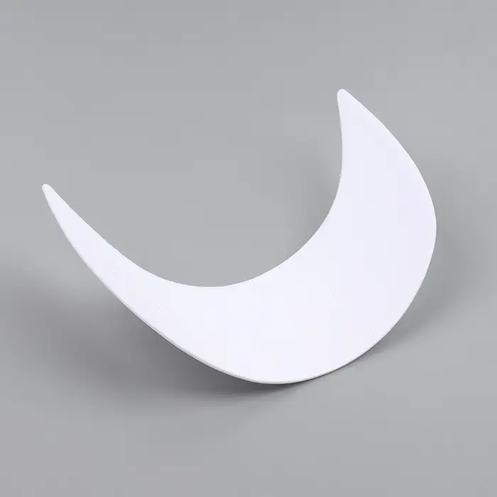 Козырёк для кепки, гнутый, 7&times;19.5 см, белый