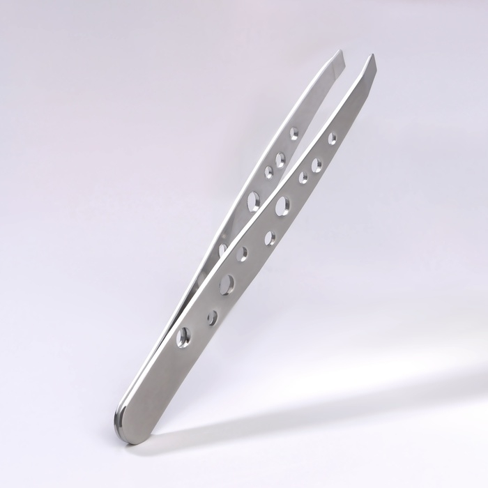 Пинцет скошенный, широкий, 9,5 см, цвет серебристый Пинцет скошенный, широкий, 9,5 см, цвет серебристый