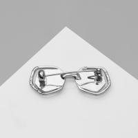 Брошь &laquo;Очки&raquo; гламур, акрил серый, цвет белый в серебре