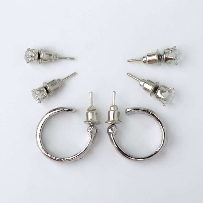 Набор 4 предмета: 3 пары серьги, 1 браслет &laquo;Сердце&raquo; контроль, цвет белый в серебре