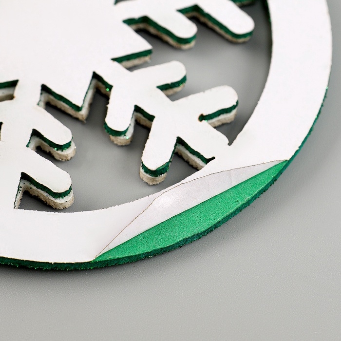 Украшение новогоднее из EVA "Ёлочная игрушка" на клеевой основе