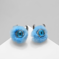 Серьги с эмалью &laquo;Монстрики&raquo; с рожками, пушистый, цвет голубой