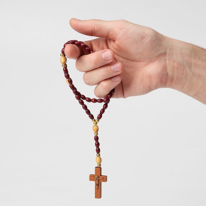 Чётки деревянные «Православные» 50 бусин через шарик, с крестиком, цвет тёмно-коричневый Чётки деревянные «Православные» 50 бусин через шарик, с крестиком, цвет тёмно-коричневый