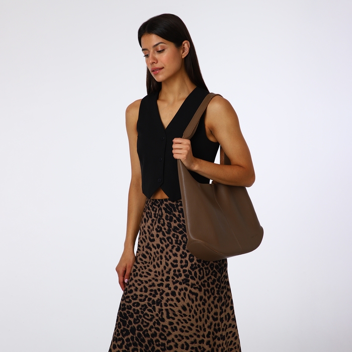 Сумка женская на магните TEXTURA, средний размер, цвет коричневый