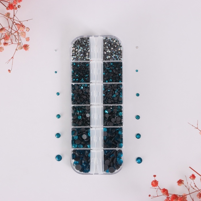 Декор для творчества стекло "Стразы усечённый конус. Синее море" d=2-6,5 мм н-р 2600 шт