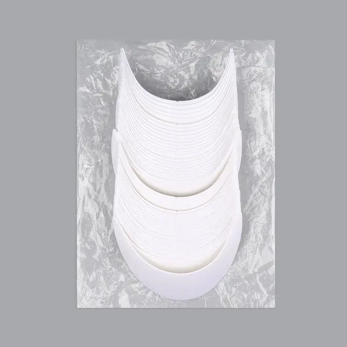 Козырёк для кепки, гнутый, 7&times;19.5 см, белый