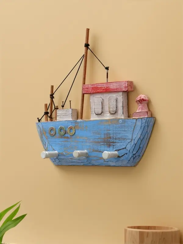Вешалка "Корабль" дерево 30х5х25 см