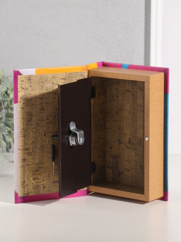 Сейф-книга дерево кожзам "Маркетплейсы" 21х13х5 см