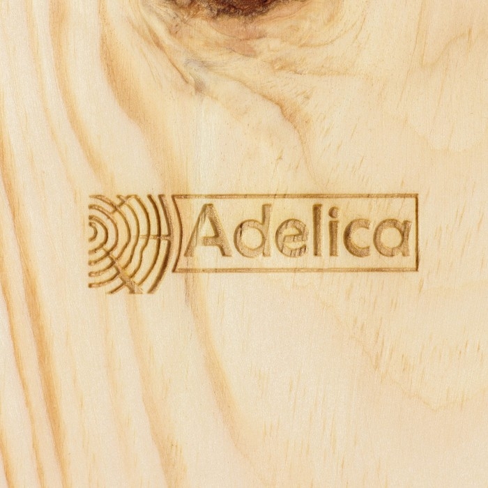 Менажница авторская с эпоксидной пищевой смолой Adelica, 21&times;22 см, цельный кедр, рисунок МИКС