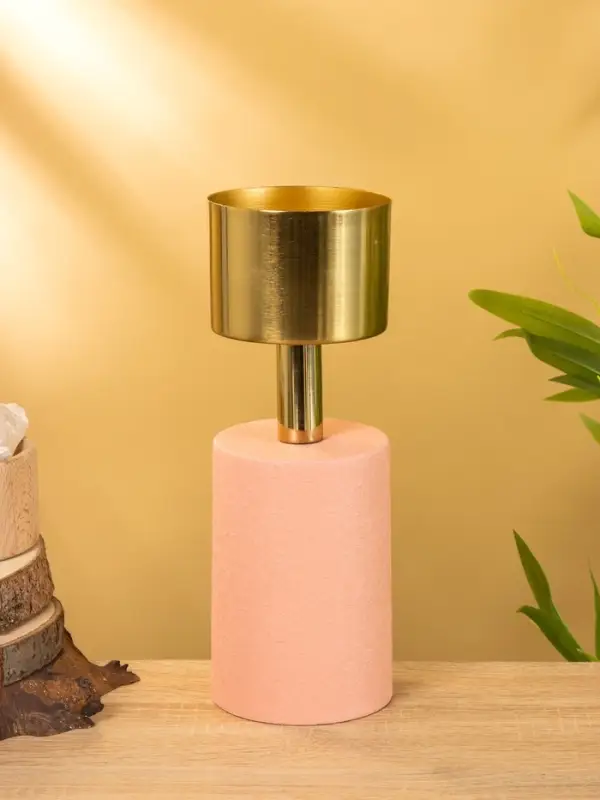 Подсвечник на 1 свечу "Кубок" пудровый с золотом 10х10х28,5 см