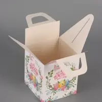 Пасхальная коробочка "Пасхальный венок" 15 х 15 х 18 см