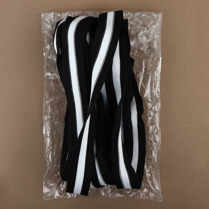 Тесьма трикотажная лампас 30 мм, 9,1 &plusmn; 0,5 м, цвет чёрный/белый