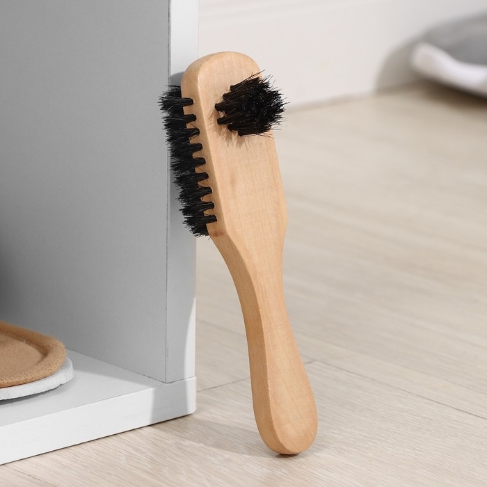 Щётка для одежды и обуви трёхсторонняя, 17×5,5×4,5 см Щётка для одежды и обуви трёхсторонняя, 17×5,5×4,5 см