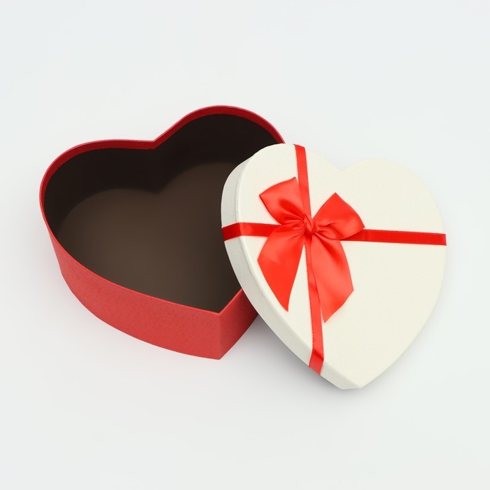 Набор коробок 3 в 1 сердца Набор коробок 3 в 1 сердца "Красный бант", 22 x 20 x 9; 19 x 17 x 7,5; 16 x 13,5 x 6 см