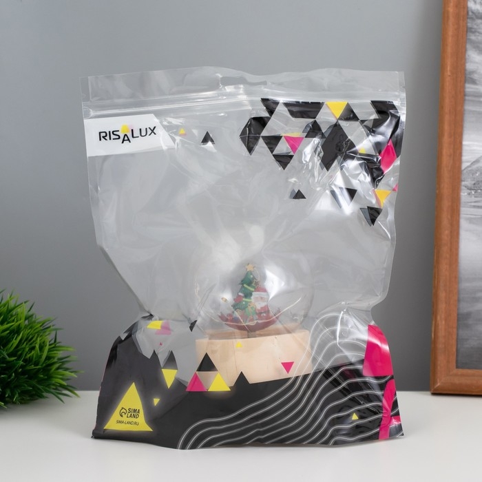 Ночник &laquo;Шар-дед мороз у елки&raquo; LED 3хAG10 шар 8см 6,5х6,5х11,5см