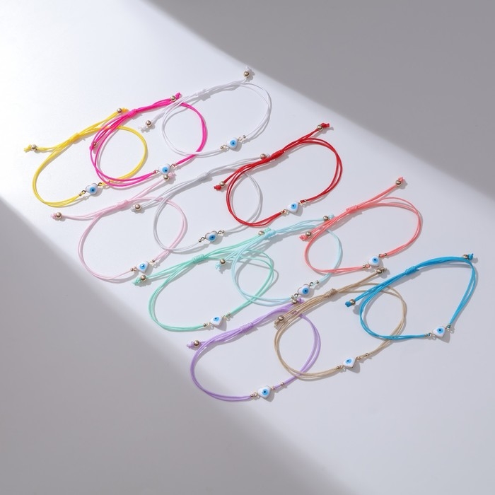 Браслеты-обереги &laquo;Нить желаний&raquo; набор 12 шт., сердце, цветные