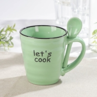Кружка керамическая с ложкой Доляна &laquo;Ноель&raquo;, 280 мл, цвет зелёный